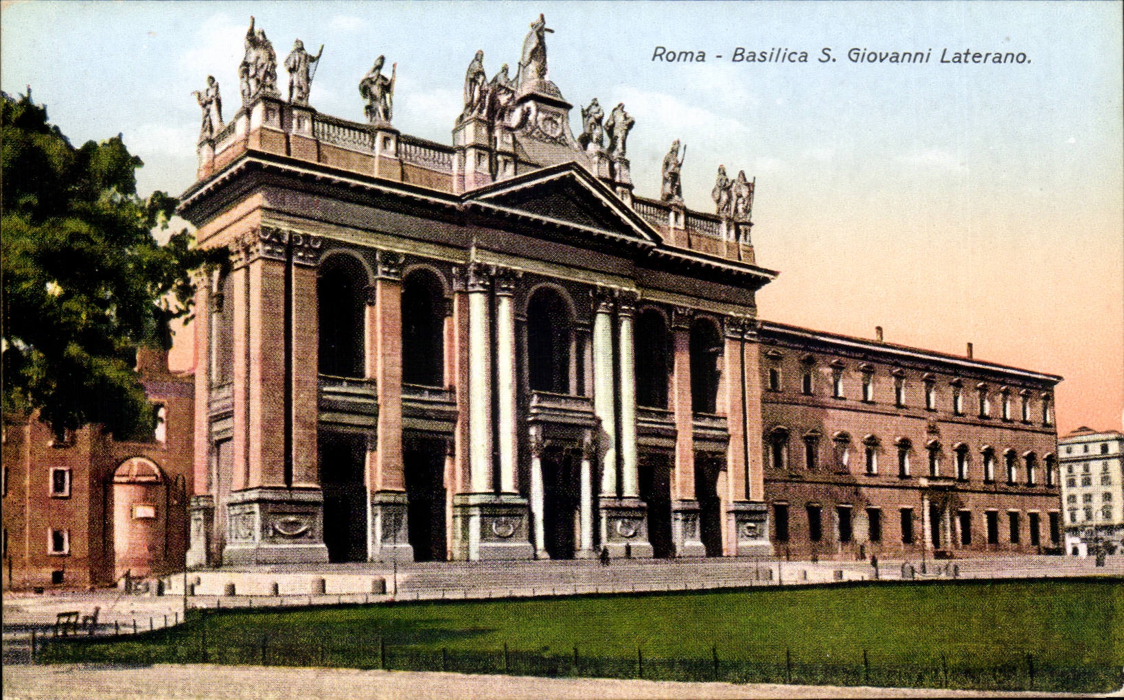 CPA Italie Italia Roma Basilica S Giovanni Laterano