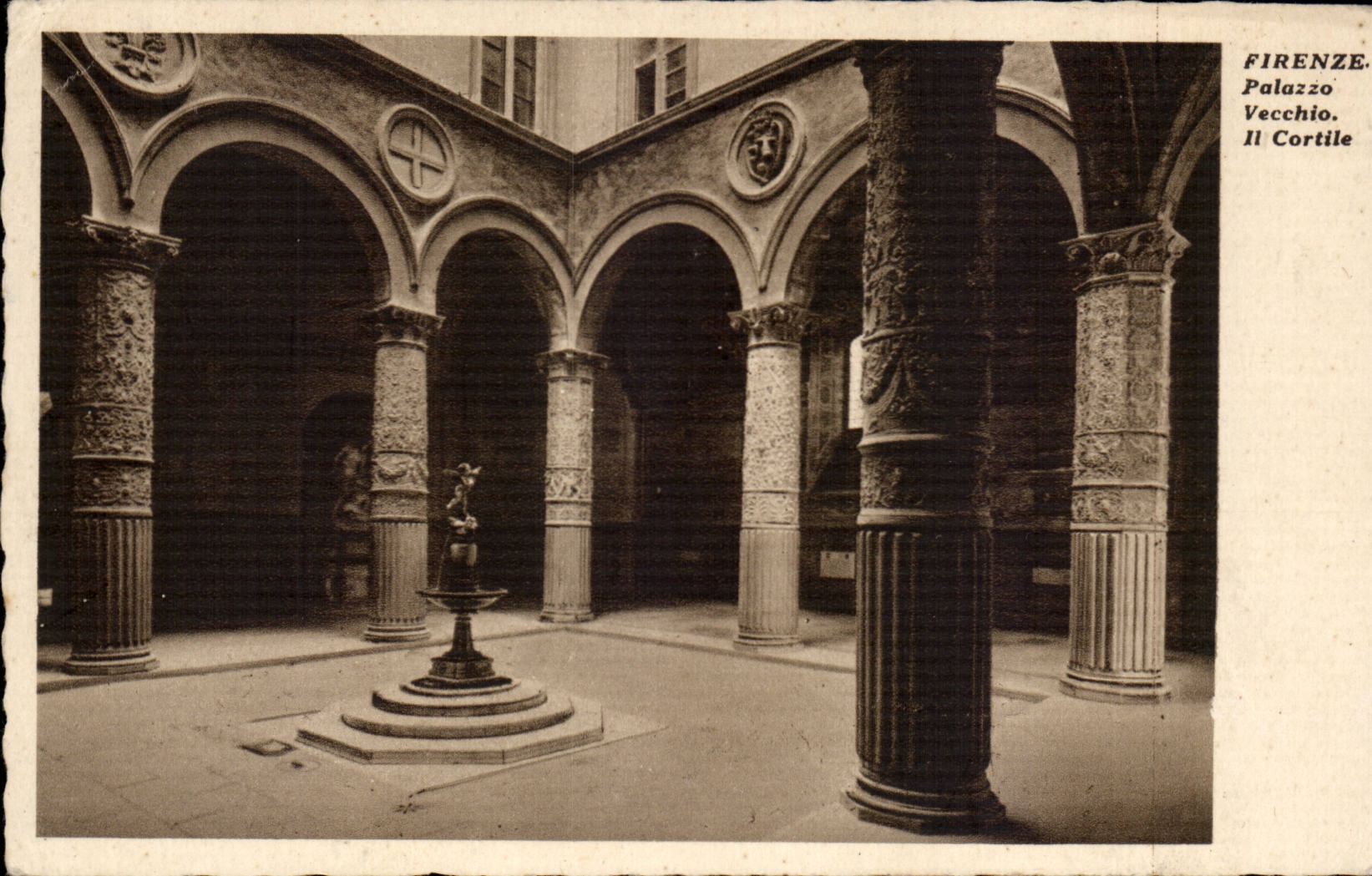 Italie Italia CPA Firenze Palazzo Vecchio Il cortile