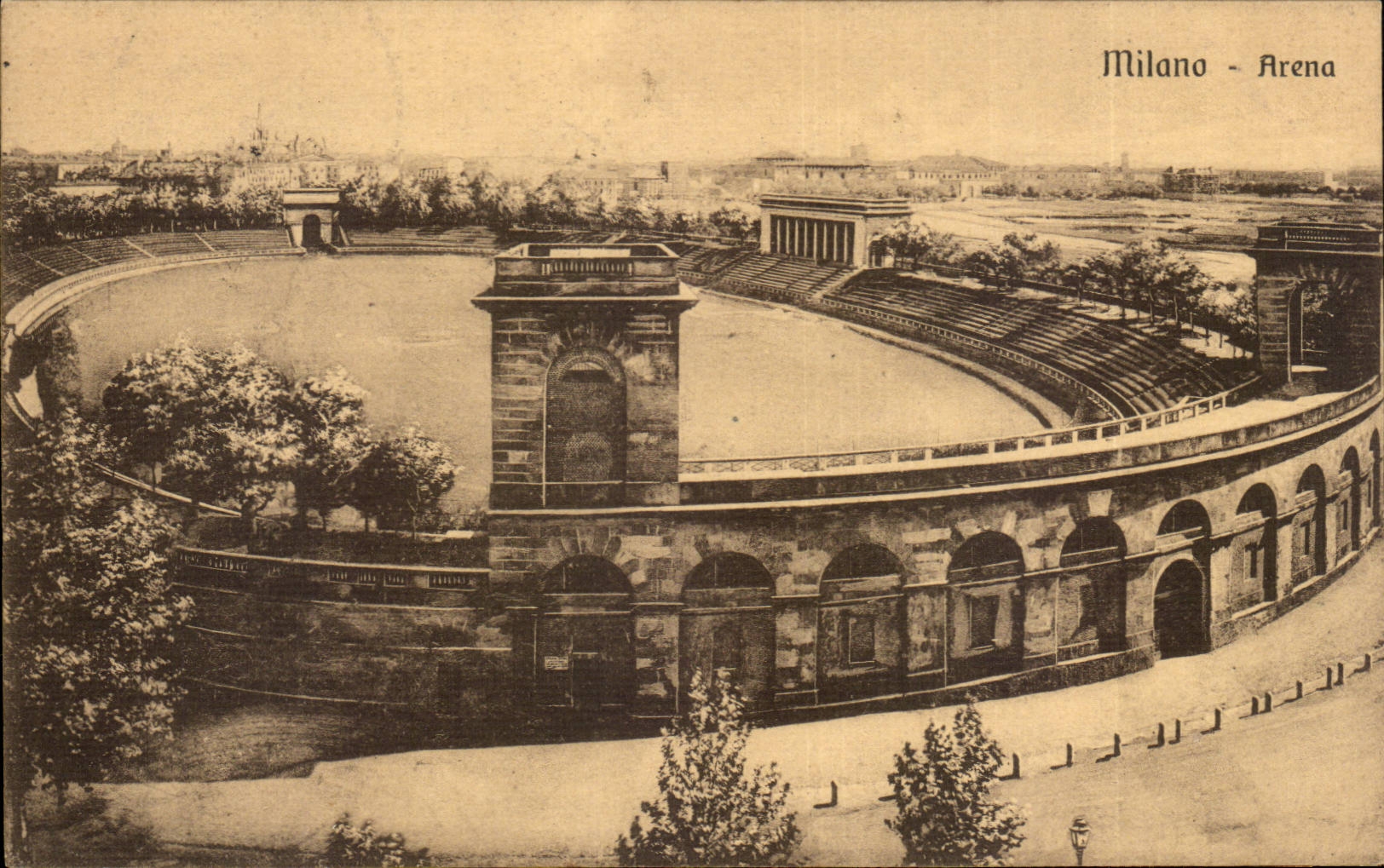 Italie Italia CPA Milano Arena