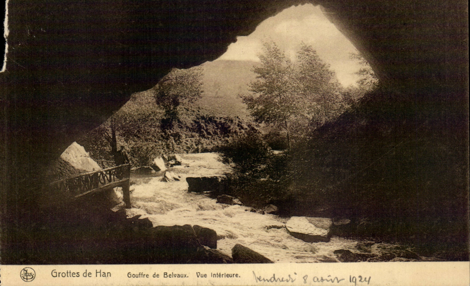 Grottes de Han — Gouffre de Belvaux. Vue intérieure — N. J. RUS, S.A. des Grottes de Han sur-Lesse et de Rochefort, n° 23