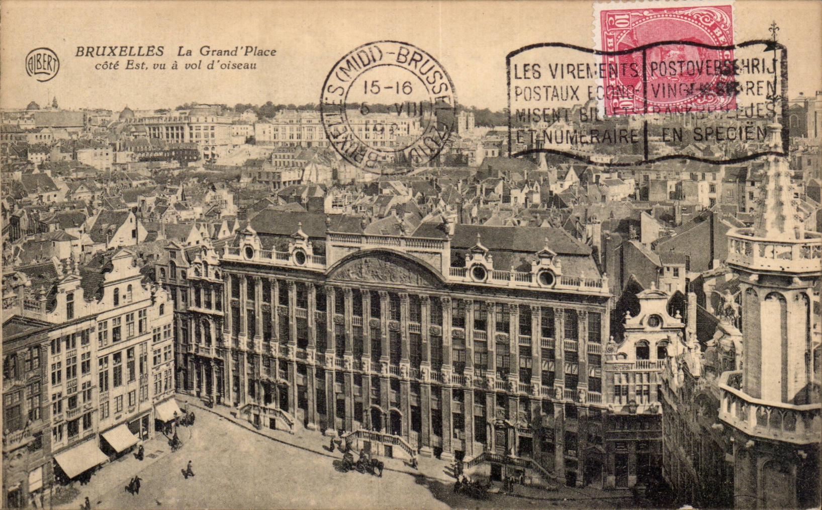 Bruxelles La Grand'Place côté Est, vu à vol d'oiseau — Gibert