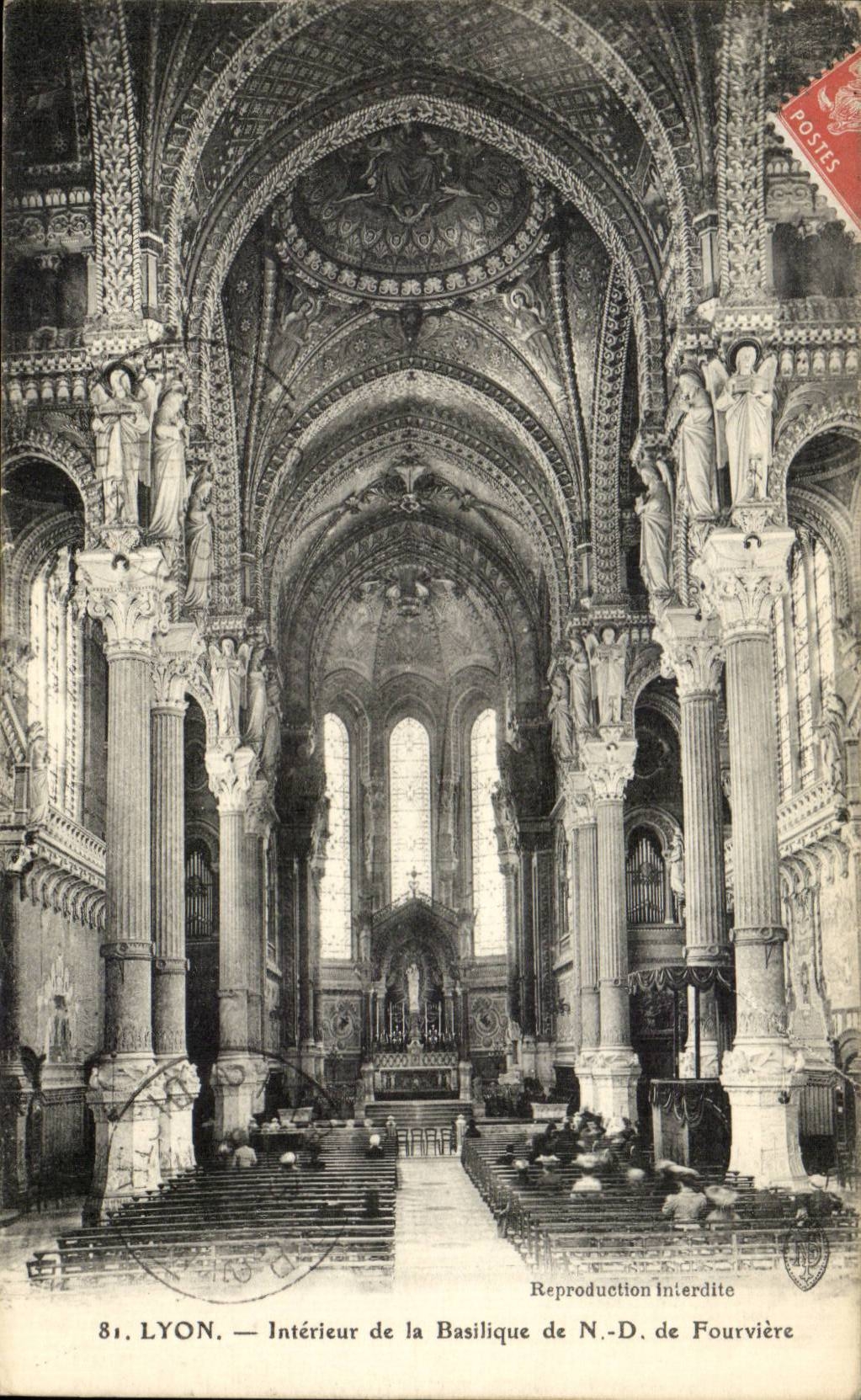 LYON — Intérieur de la Basilique N.-D. de Fourvière — Éditeur POSTES, n° 81
