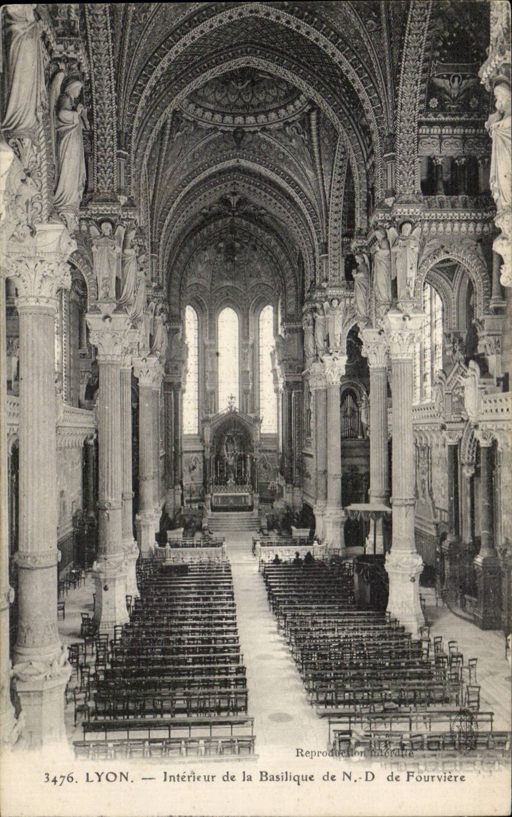 Lyon CPA Interieur de la basilique de Nd de Fourviere