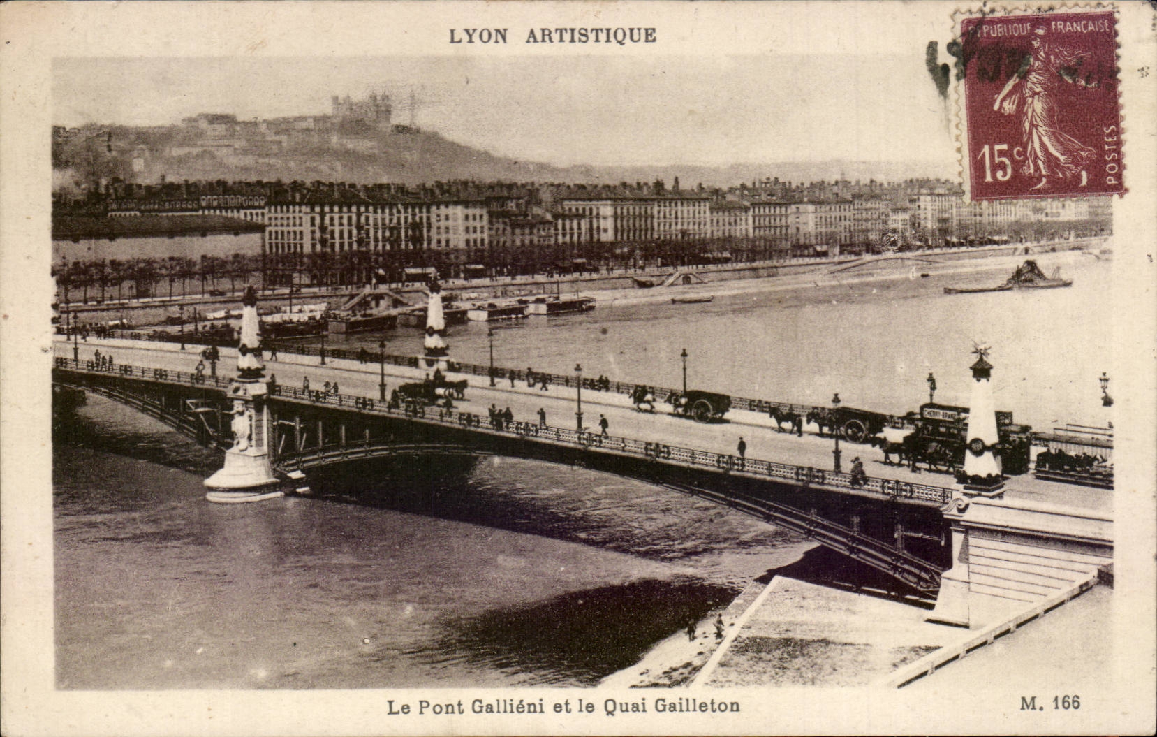 Lyon CPA Le pont Gallieni et le quai Gailleton