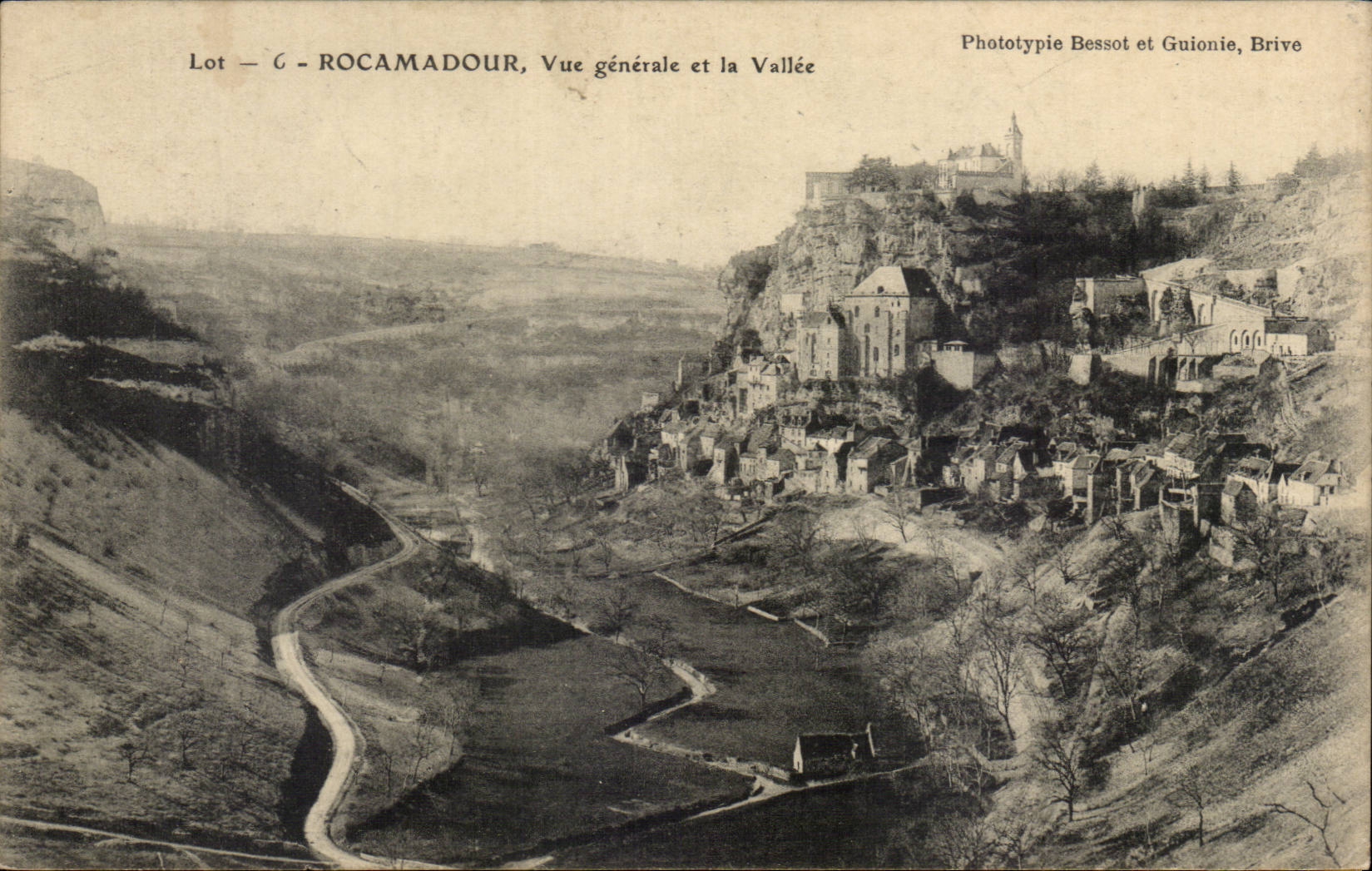CPA Rocamadour Vue generale et la vallee