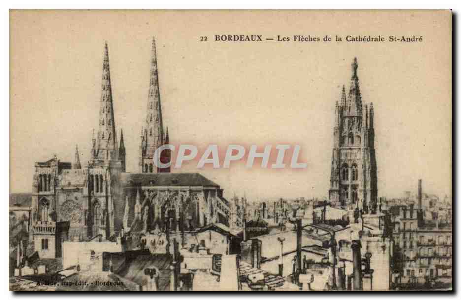 CPA Bordeaux Les fleches de la cathedrale St Andre