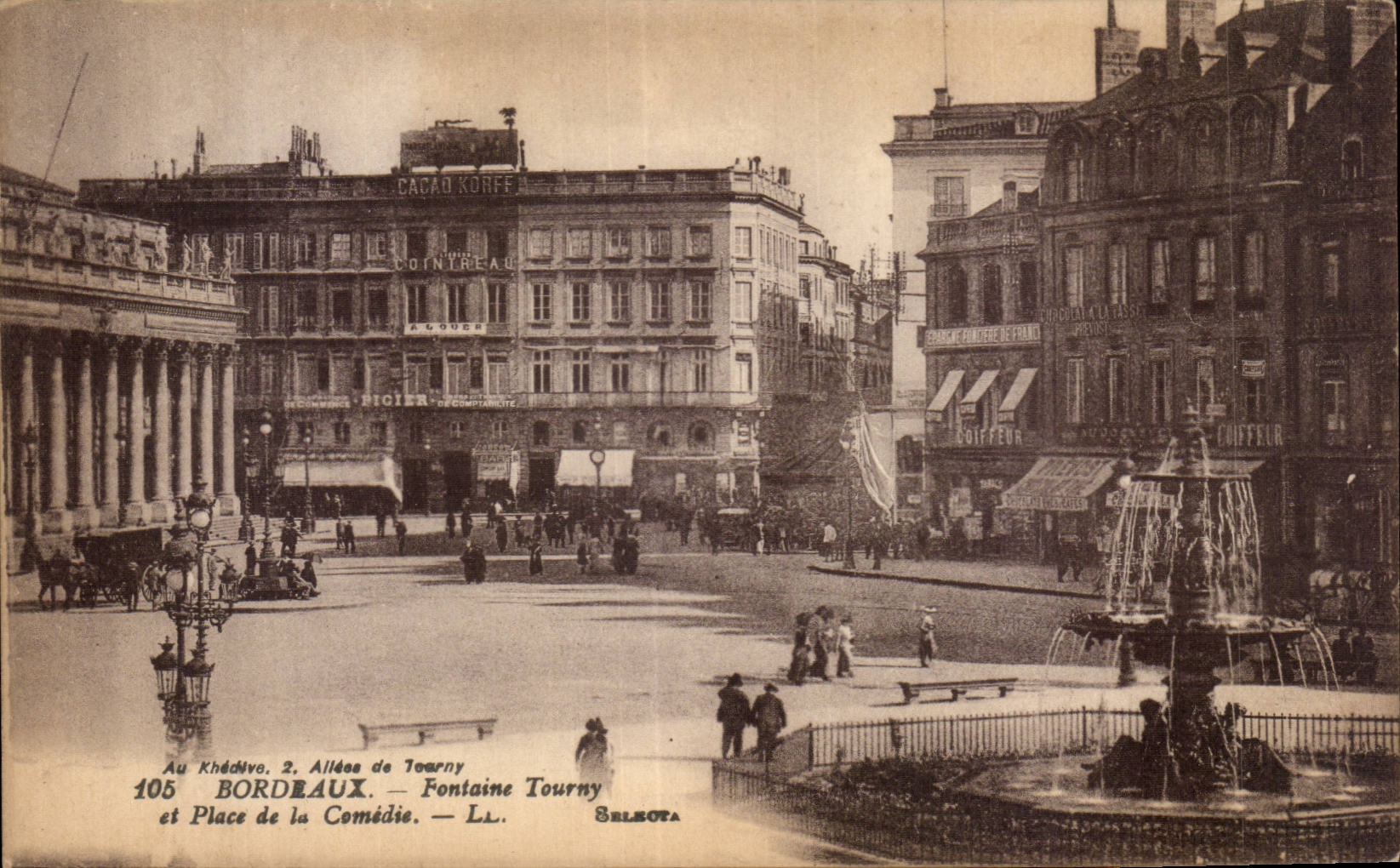 Bordeaux. Allée de Tourny — Fontaine Tourny et Place de la Comédie — Selsota