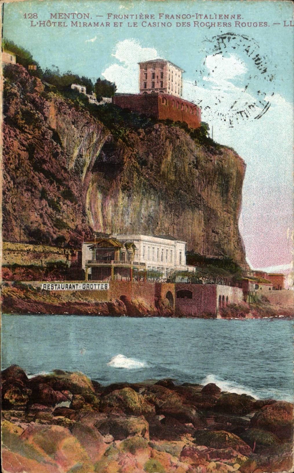 CPA Menton Frontiere Franco italienne L'hotel Miramar et le casino des rochers rouges