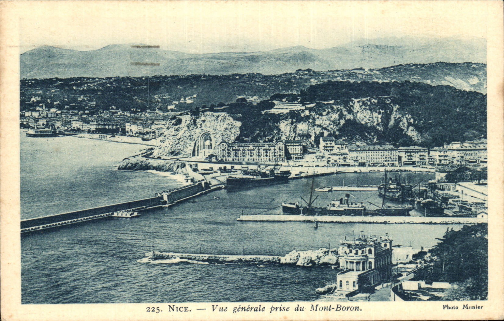 CPA Nice Vue generale prise du Mont Boron