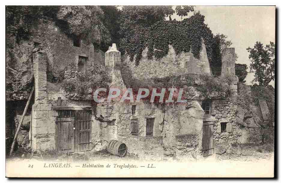 CPA Langeais Habitation de troglodytes