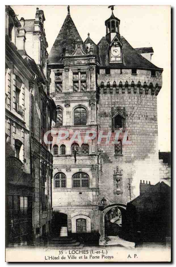 Loches CPA L'hotel de ville et la porte Picoys