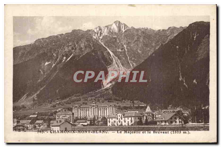 CPA Chamonix Mont Blanc Le majestic et le Brevent