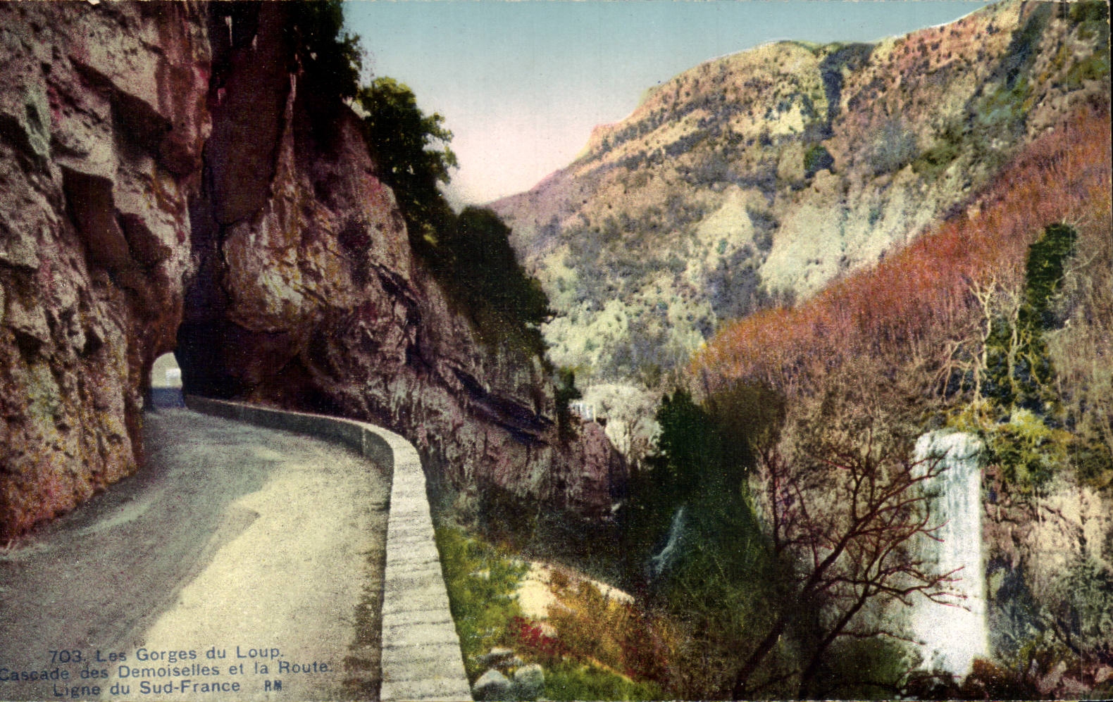 CPA Les gorges du loup Cascade des demoiselles et la route Ligne du Sud France