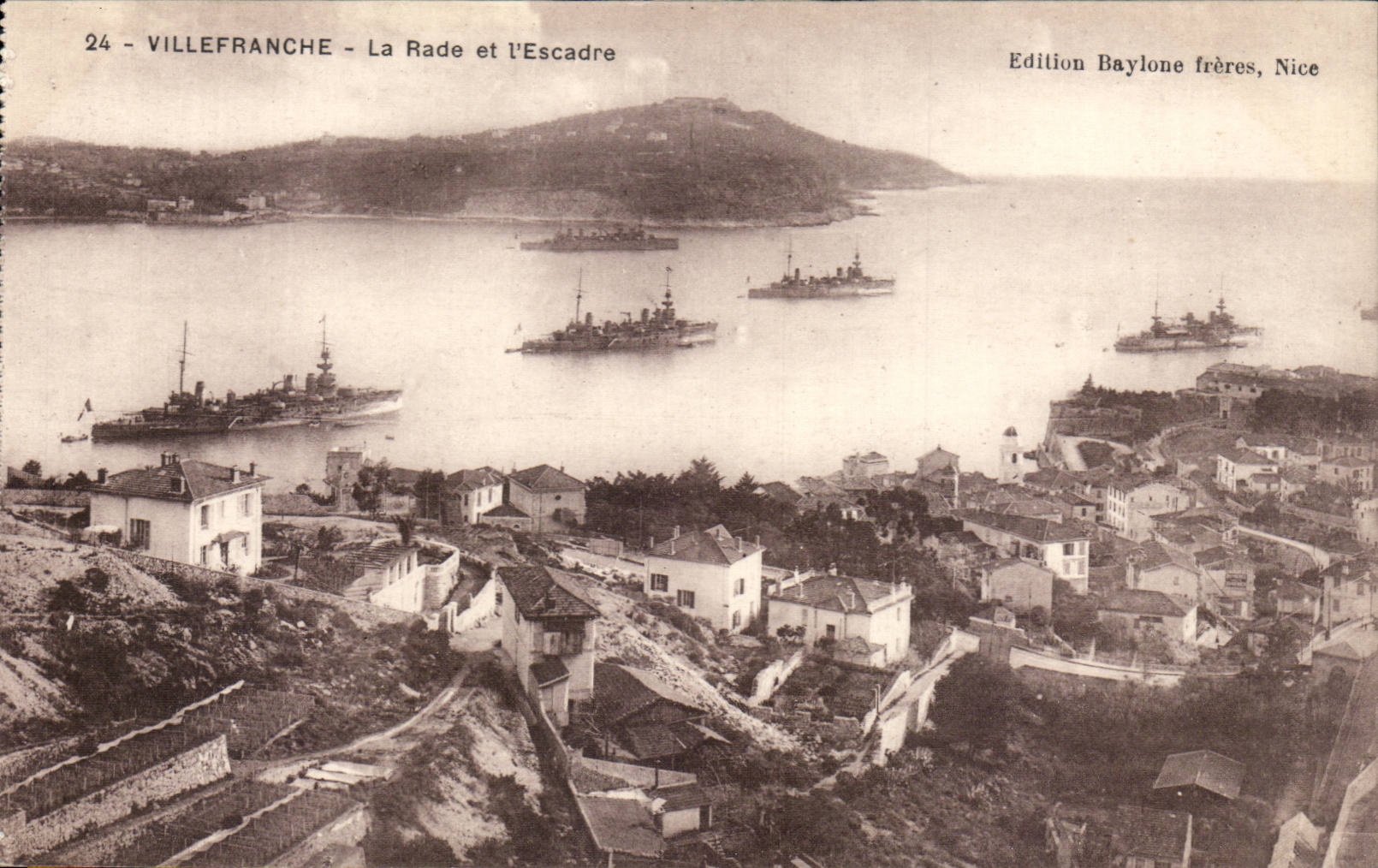 Villefranche - La Rade et l'Escadre — Édition Baylone frères, Nice, n°24