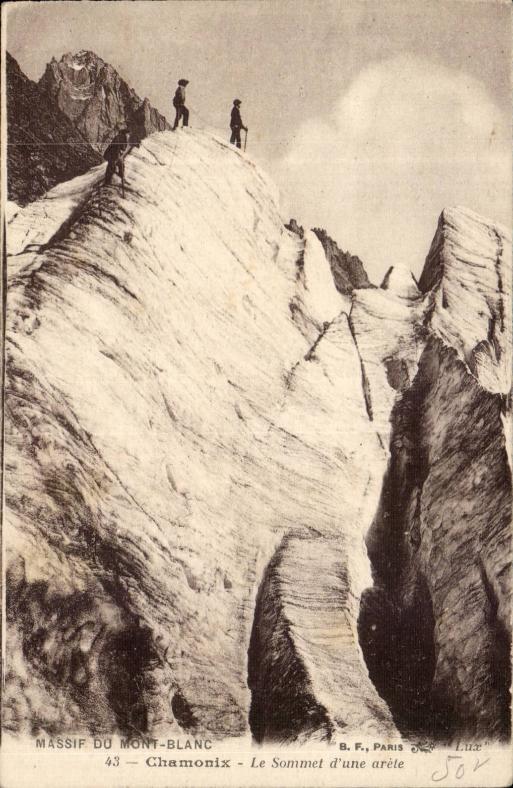 CPA Chamonix Le sommet d'une arete
