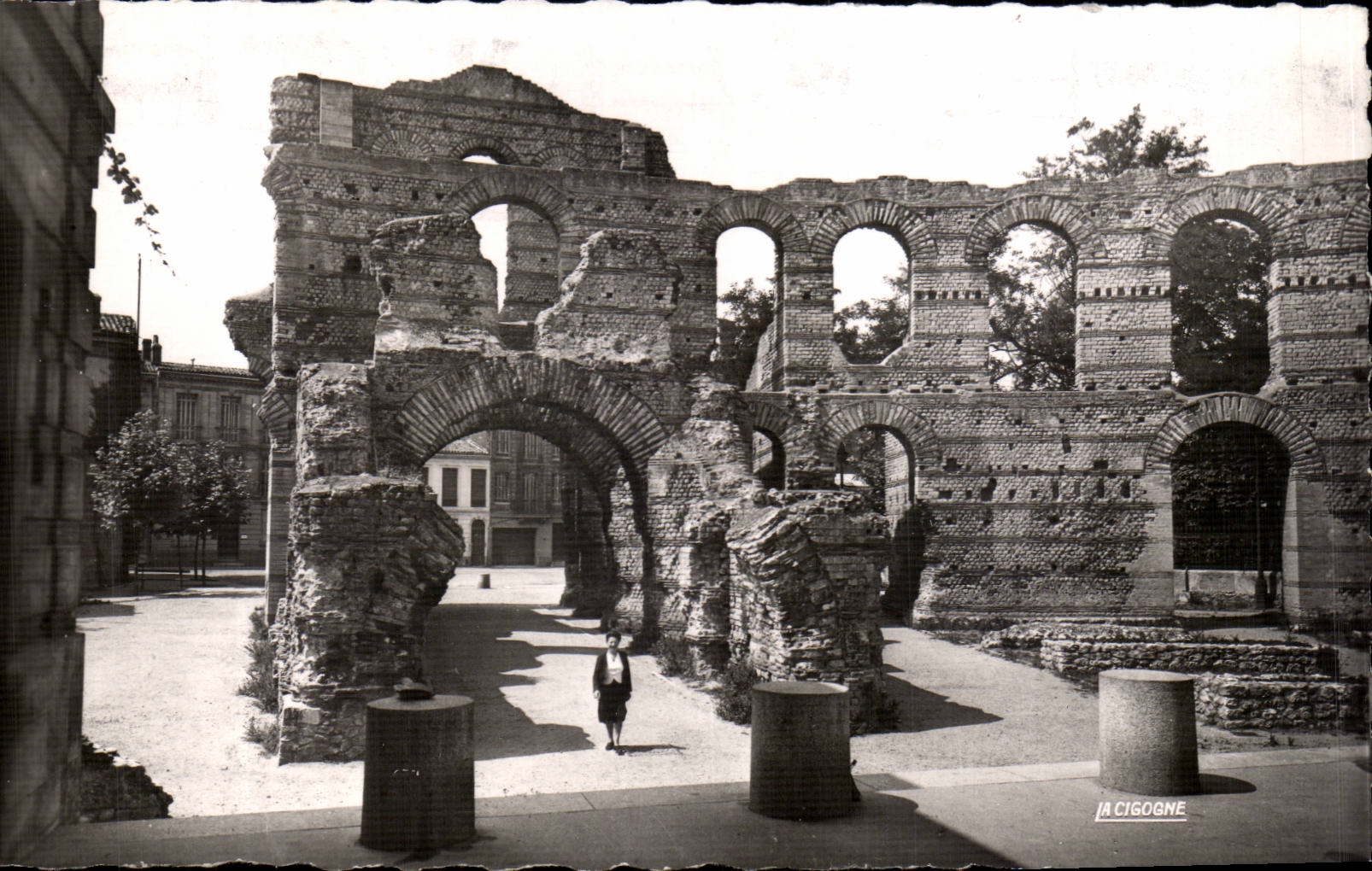 Ruines du Palais Gallien à Bordeaux — Éditions 'LA CIGOGNE' n° 53 999 63