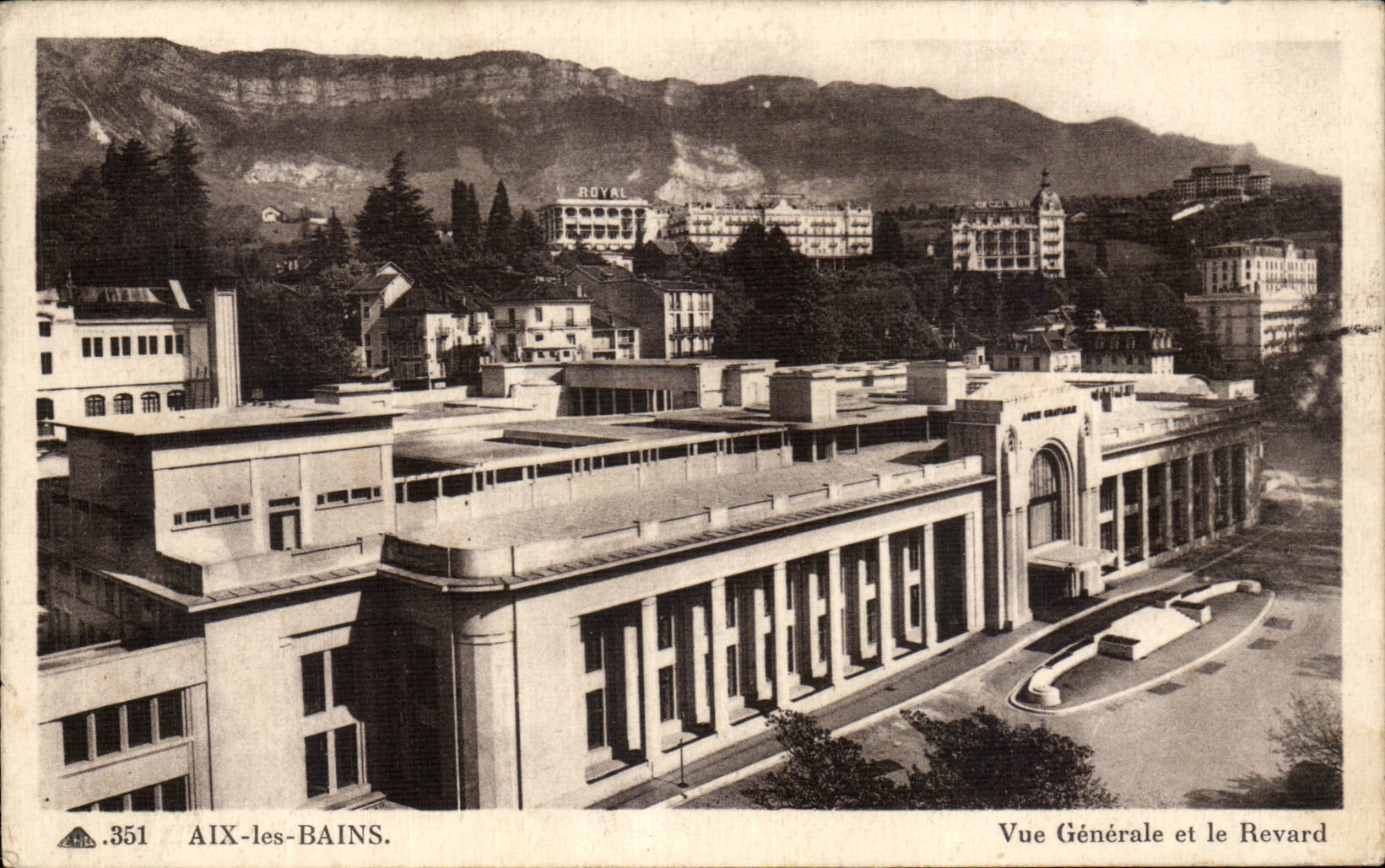 CPA Aix les Bains Vue generale et le revard