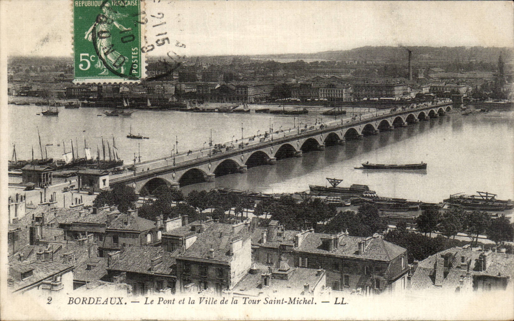 CPA Bordeaux Le pont et la ville de la tour St Michel