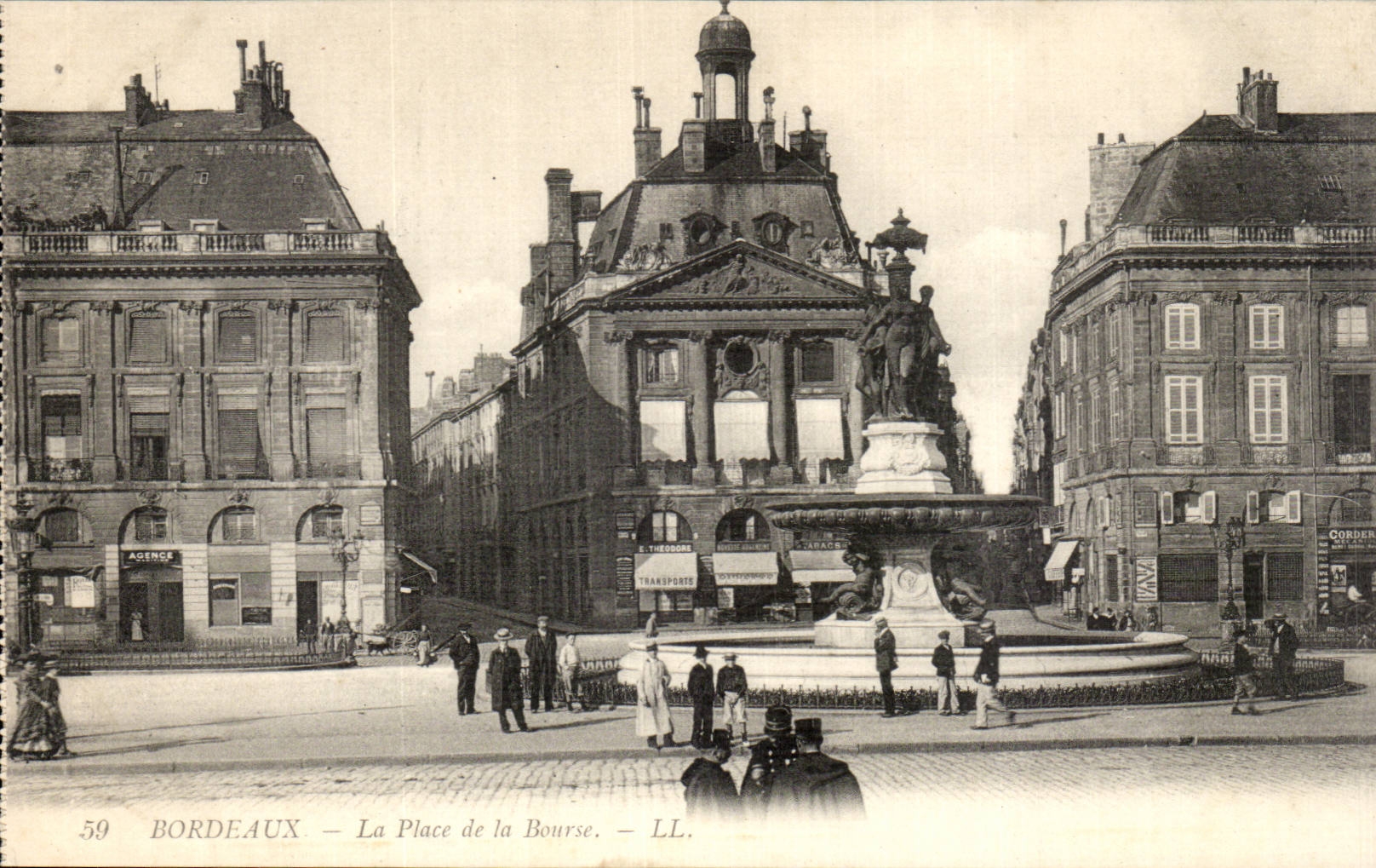 CPA Bordeaux La place de la Bourse