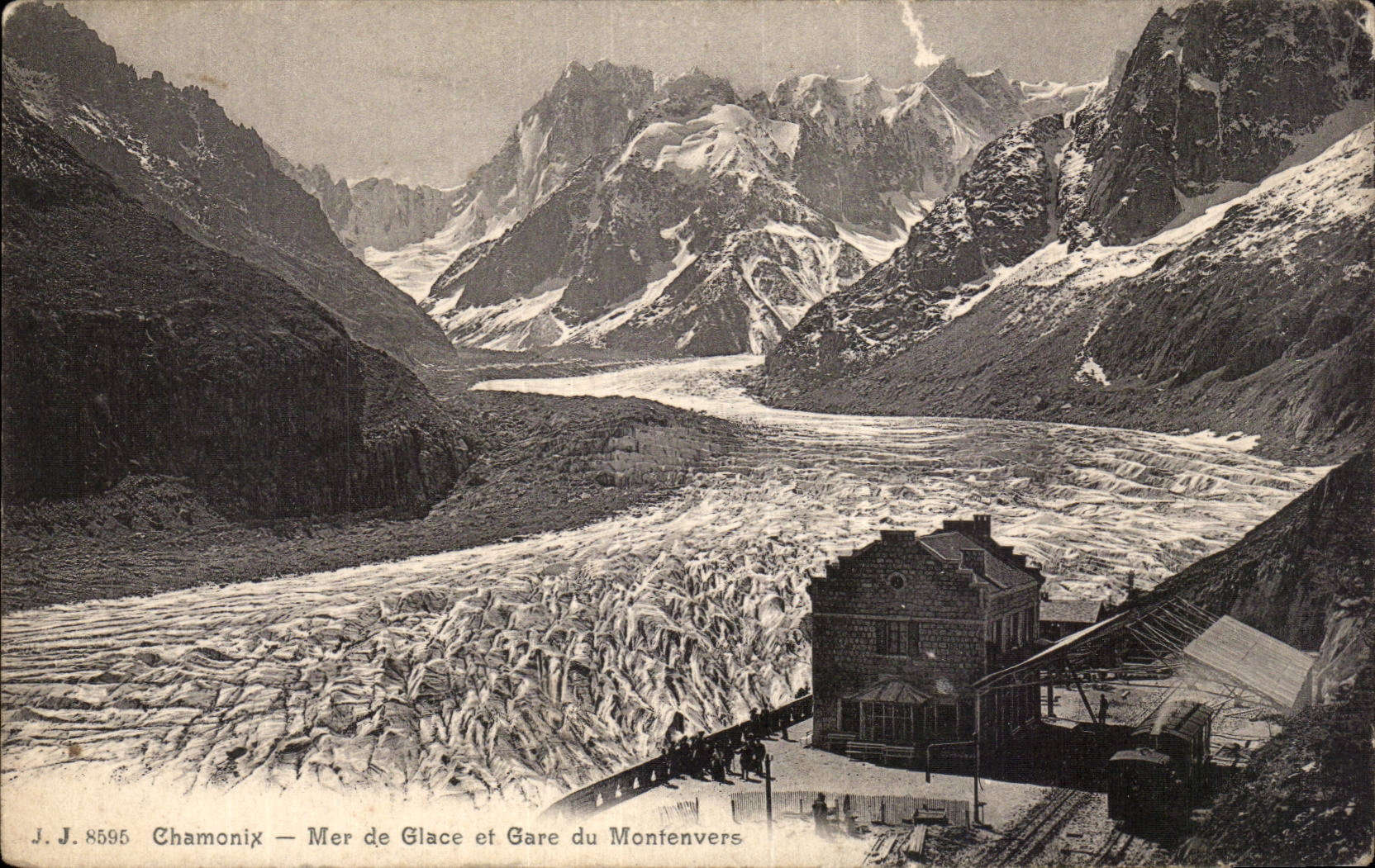 Chamonix — Mer de Glace et Gare du Montenvers — J.J. 8595