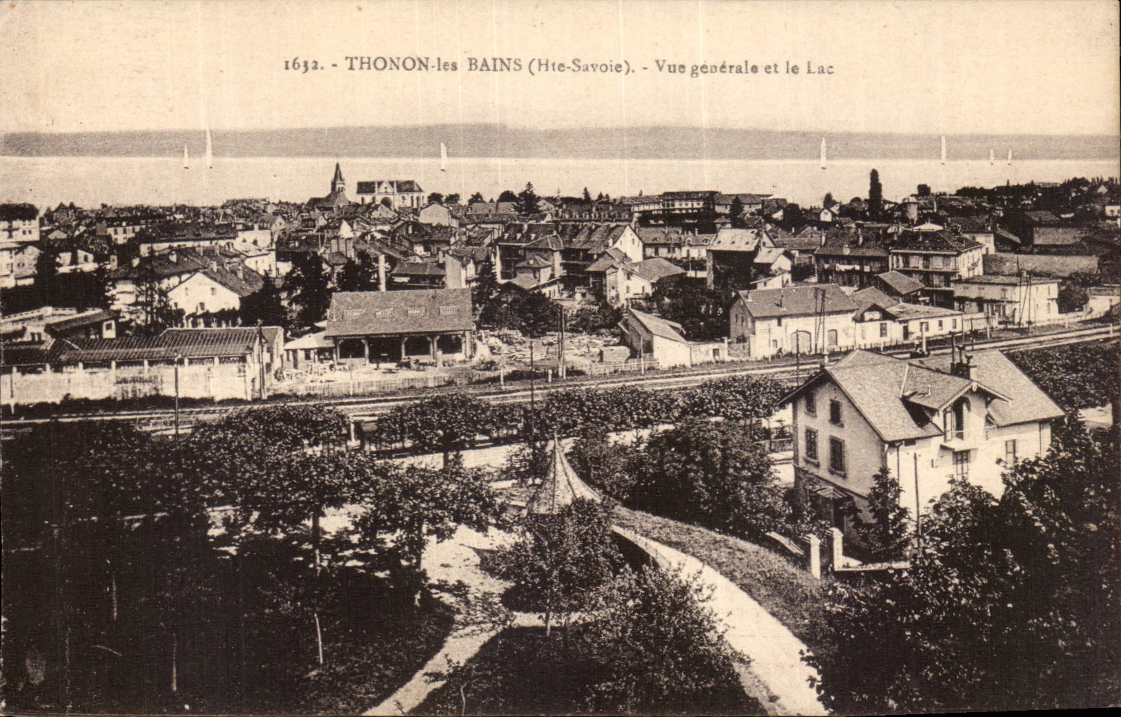 Thonon-les-Bains (Haute-Savoie) — Vue générale et le Lac — L. Fourcault, édit.