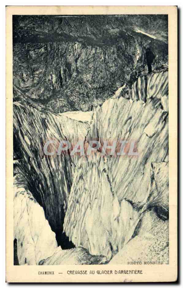 CPA Chamonix Crevasse au glacier d'Argentiere