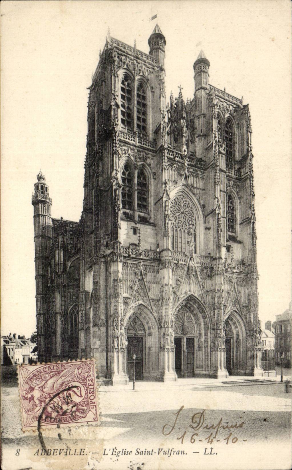CPA Abbeville L'eglise Saint Vulfran