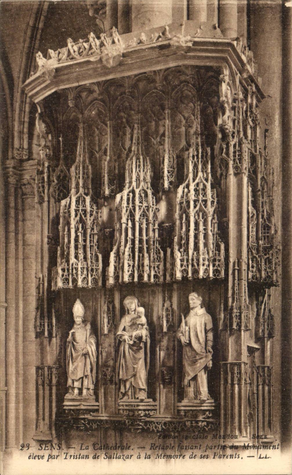 Sens — Die Kathedrale — Altar, Teil des Denkmals errichtet von Tristan de Sallazar zur Erinnerung an seine Eltern — Edition Speciale Mondou — Sers