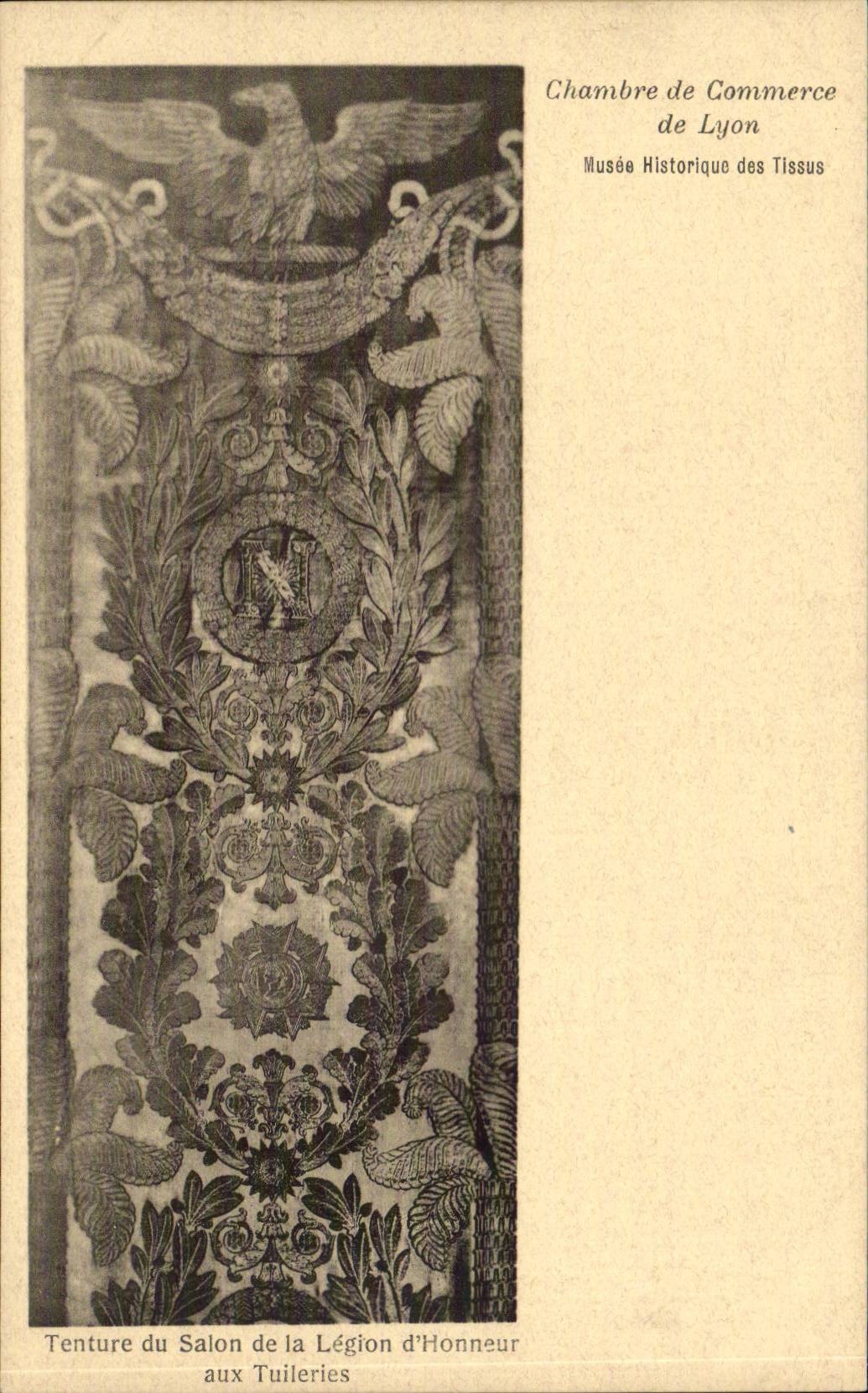 CPA Tenture du salon de la legion d'honneur aux Tuileries Chambre de commerce de Lyon Musee historique des tissus