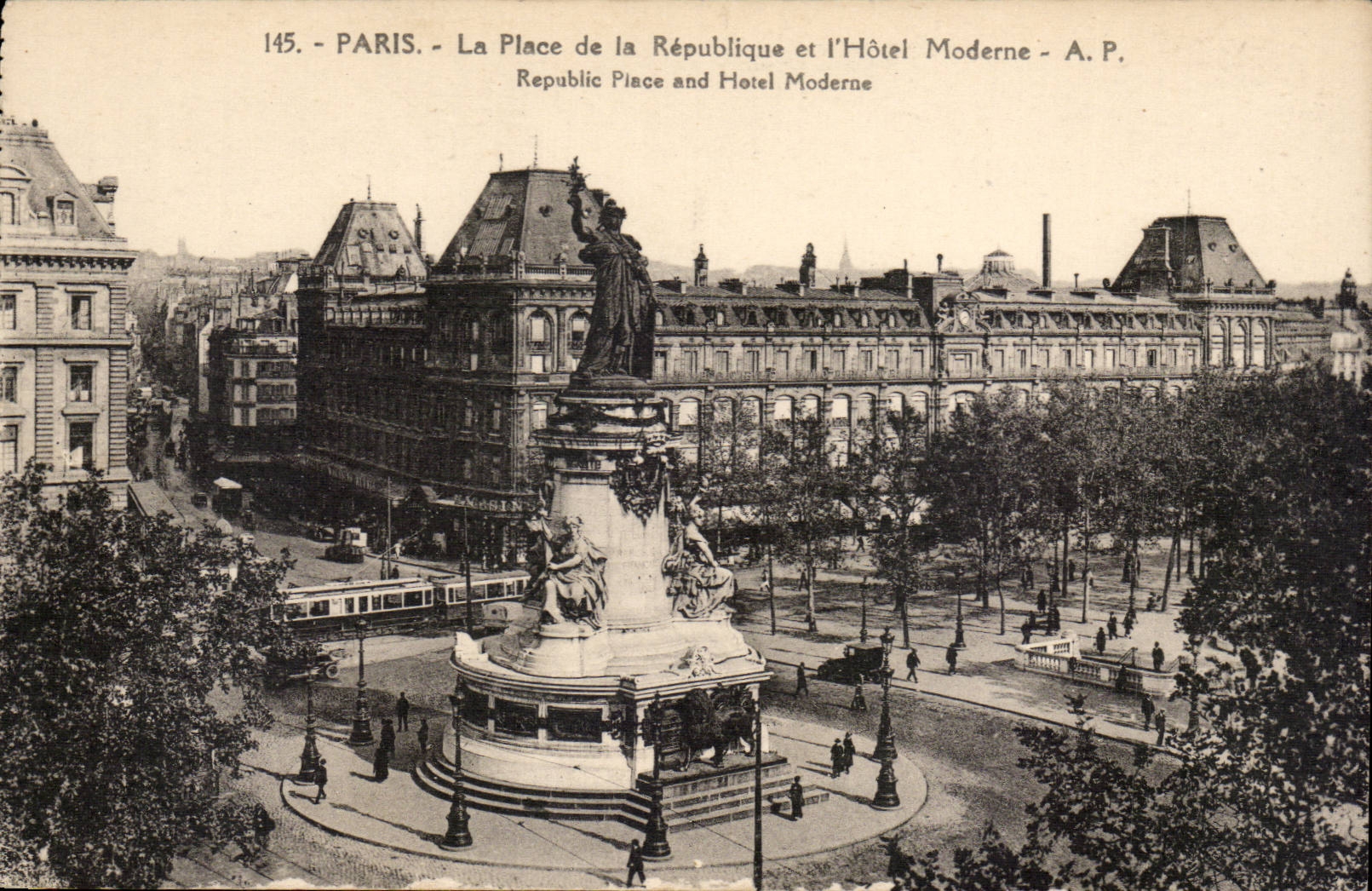 Paris CPA Place de la Republique et Hotel moderne