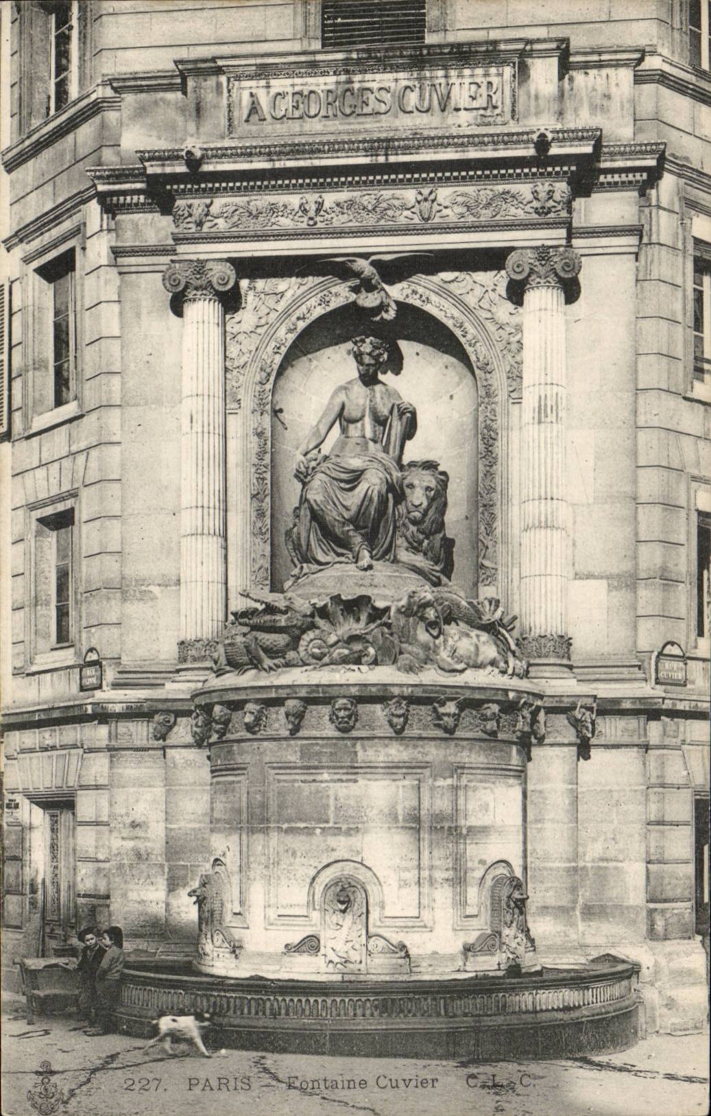 Paris CPA Fontaine Cuvier Lion