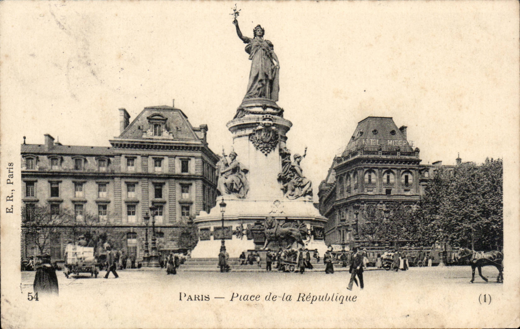 Paris CPA Place de la Republique
