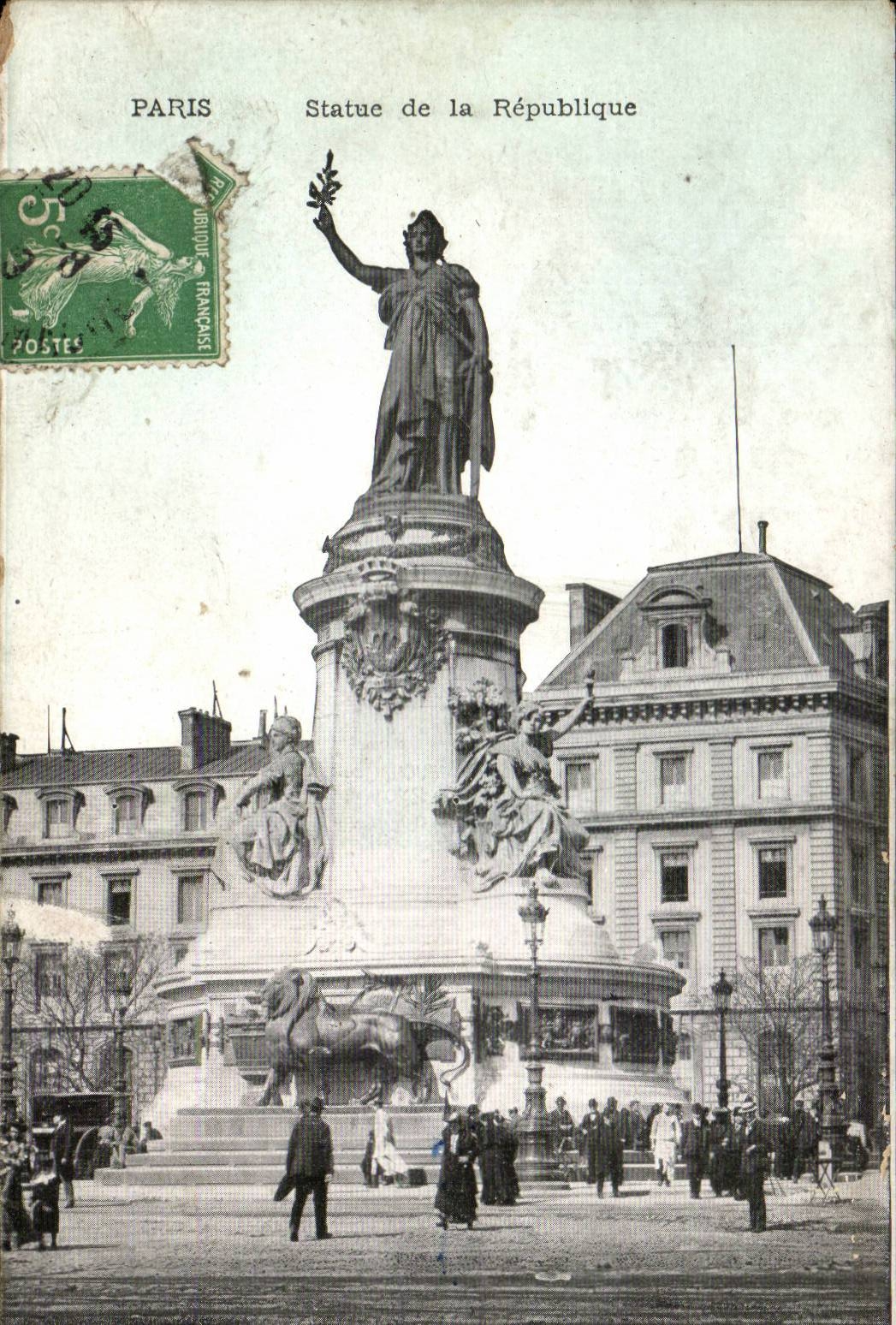Paris CPA Statue de la Republique