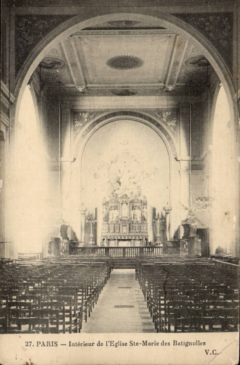 CPA Paris Interieur de l'eglise Ste Marie des Batignolles