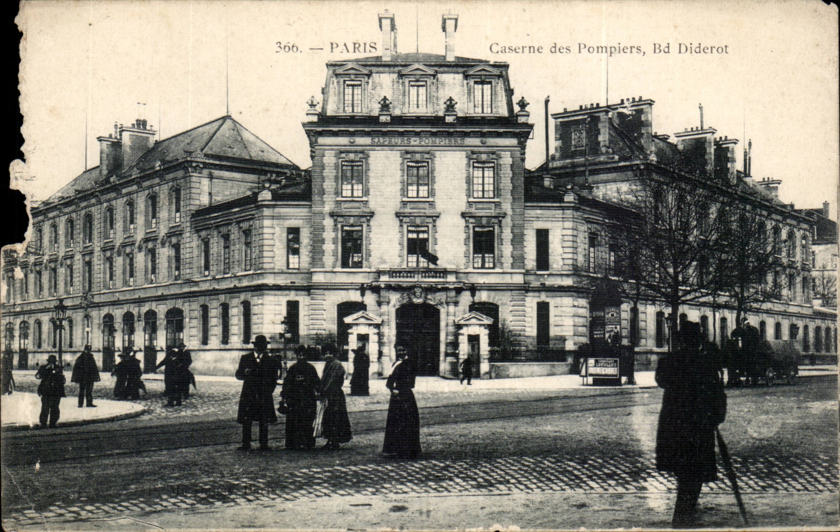 CPA Paris Caserne des pompiers boulevard Diderot