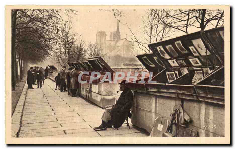 CPA Paris Les bouquinistes du quai de la Tournelle Notre Dame