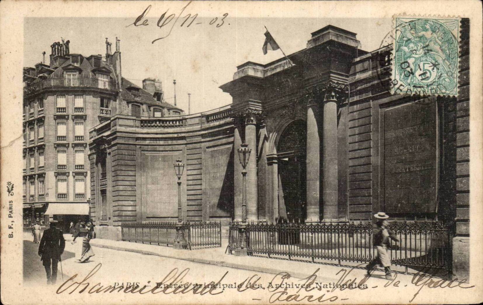 CPA Paris Entree principale des Archives nationales