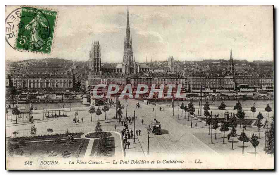 CPA Rouen La place Carnot Le pont Boieldieu et la cathedrale