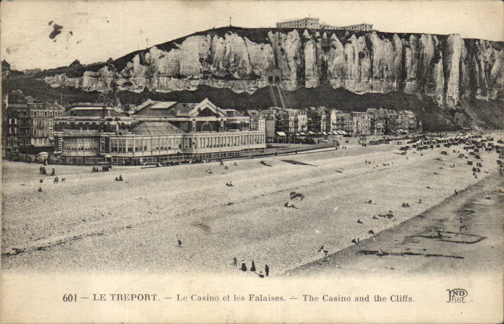 CPA Le Treport Le casino et les falaises 