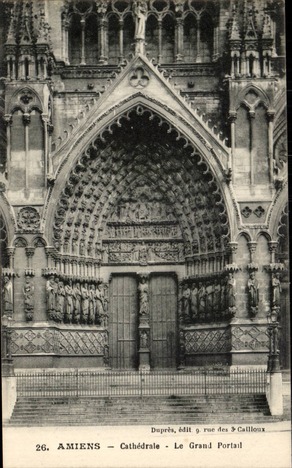 CPA Cathedrale d'Amiens Le grand portail