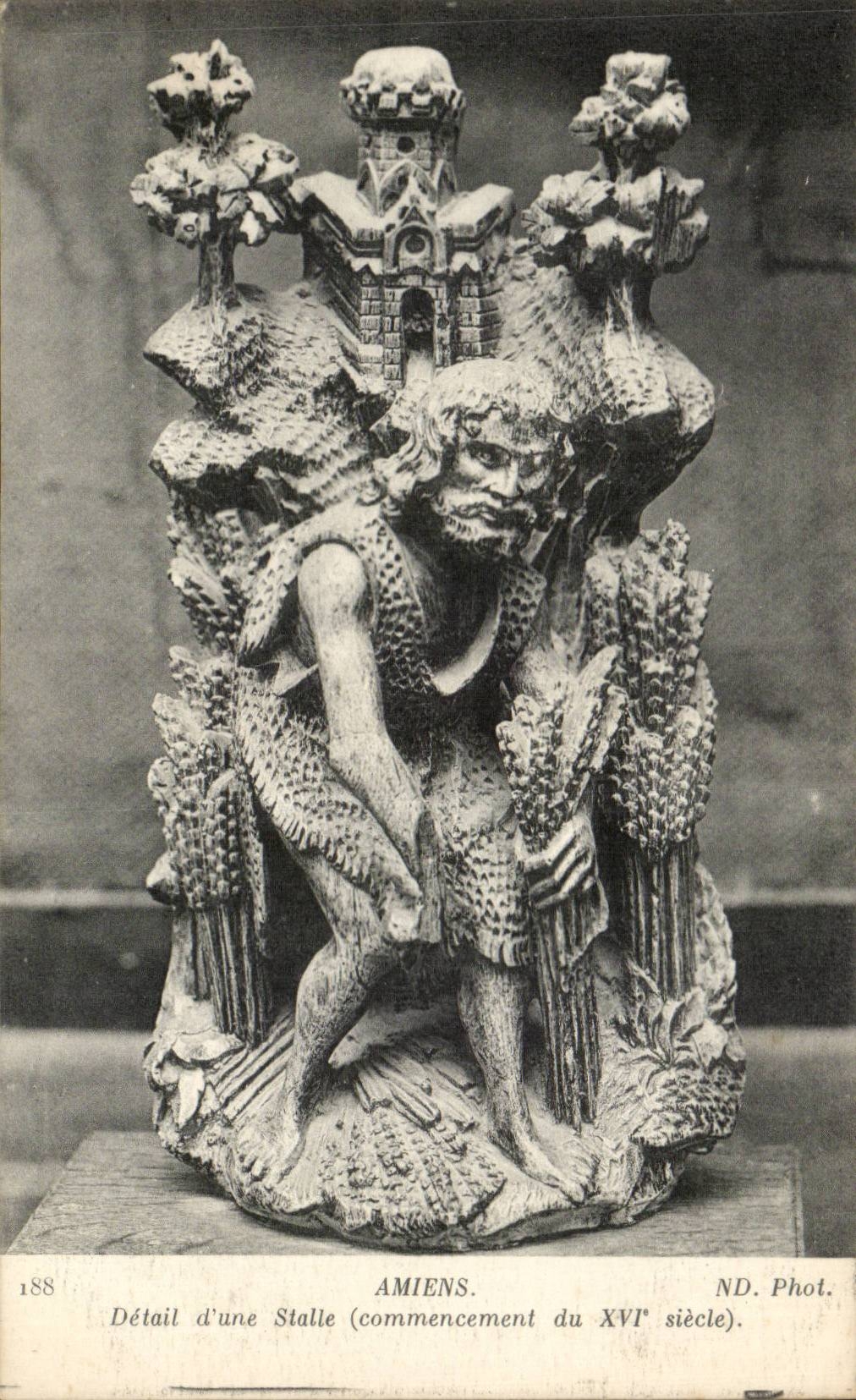 CPA Cathedrale Amiens Detail d'une stalle 