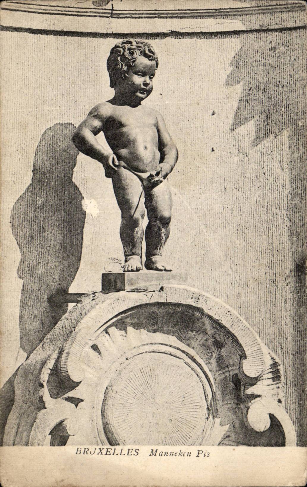 CPA Bruxelles Manneken pis 