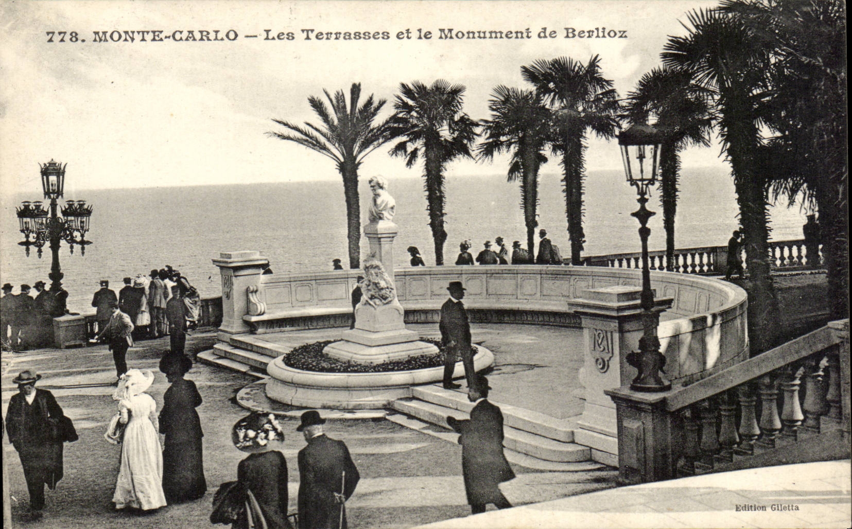 CPA Monaco Monte Carlo Casino Les terrasses et le monument de Berlioz