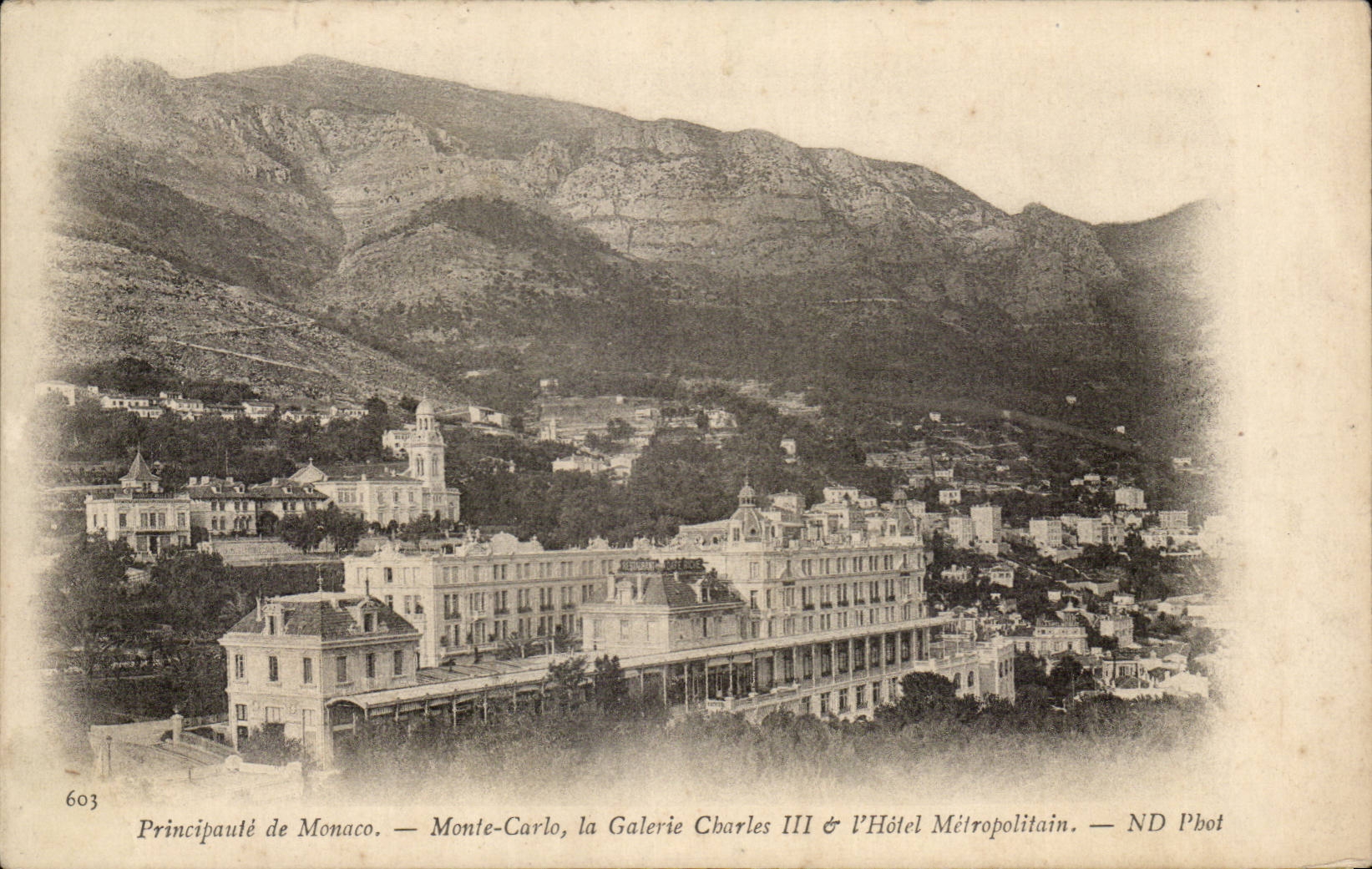 CPA Monaco Monte Carlo La galerie Charles III et l'hotel Metropolitain