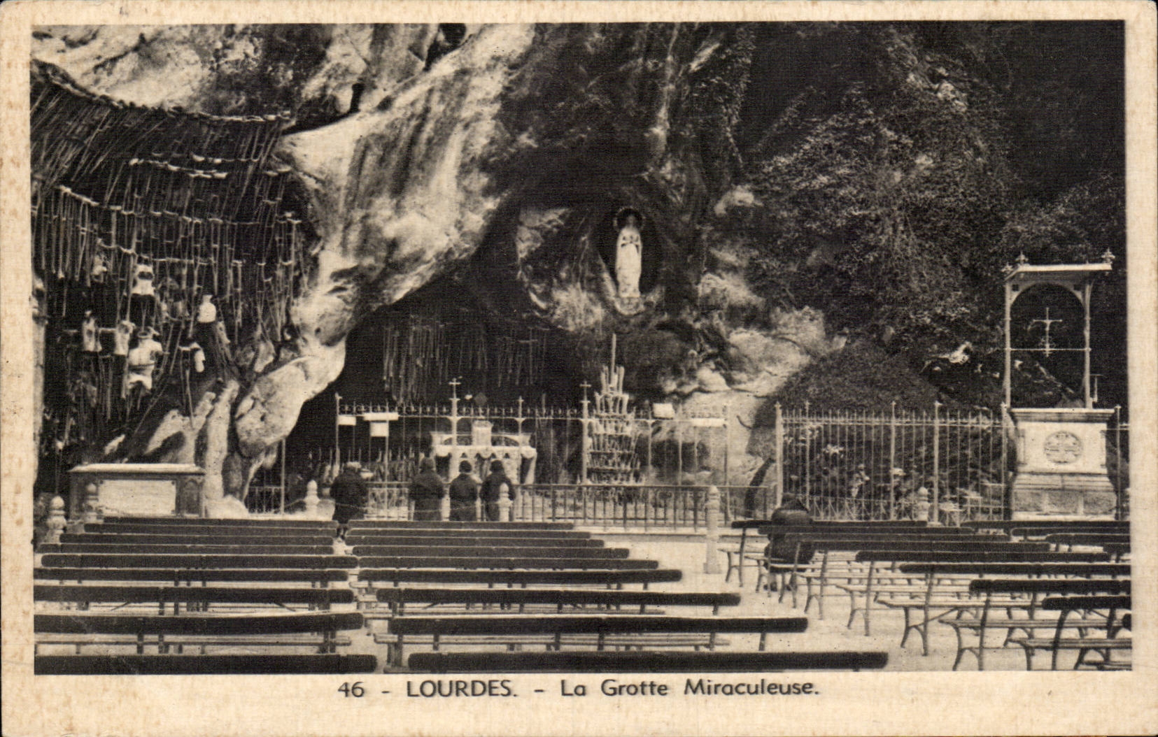 Lourdes - La Grotte Miraculeuse - CPA 