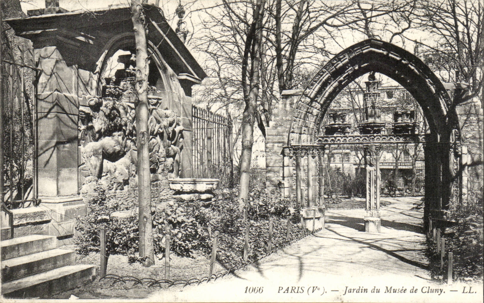 Paris - 5 - Jardin du Musee de Cluny - CPA 