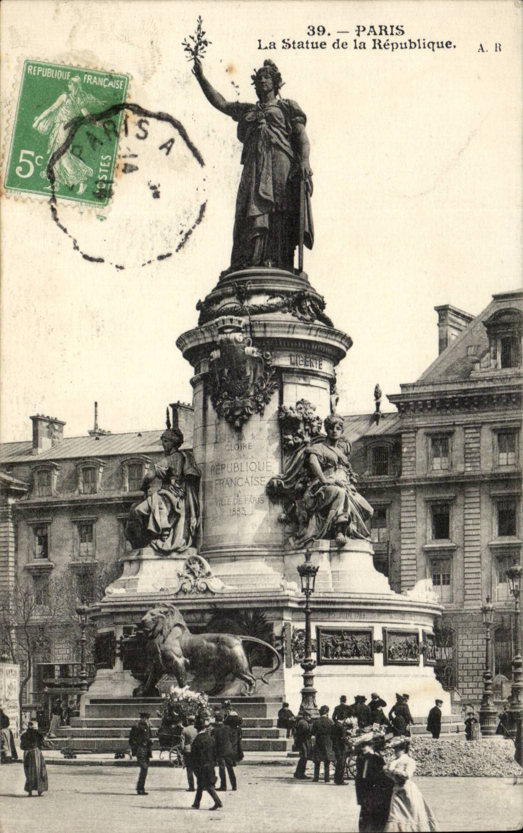 Paris - 10 - La Statue de la Republique - CPA 