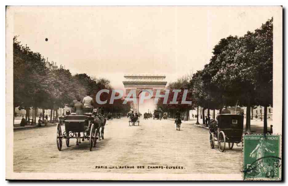Paris - 8 - L'Avenue des Champs Elysees - CPA 