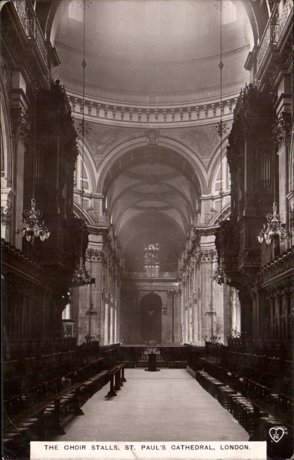 Angleterre - England - London - The Choir Stalls at St Paul's Cathedral - CPA 