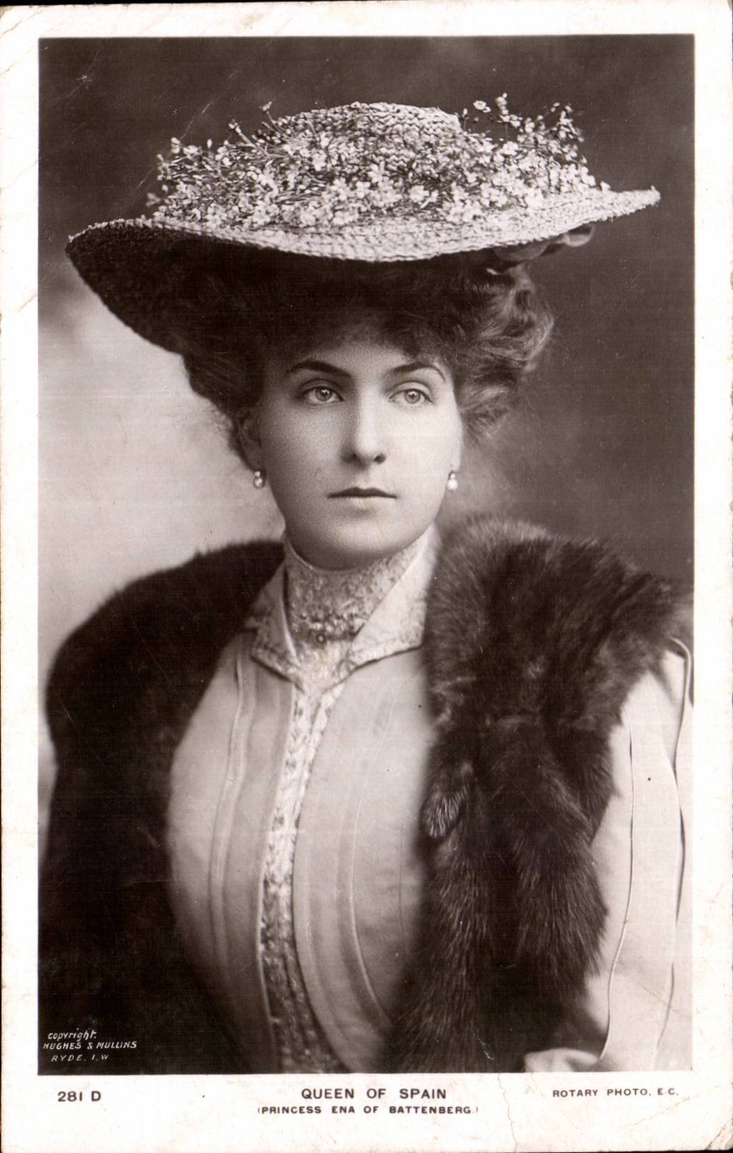 Fantaisie - Queen of Spain - Reine d'Espagne - Espana - reina - dama - CPA 